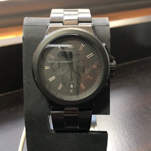 BLACK Michael Kors watch - Picture 6 of 6